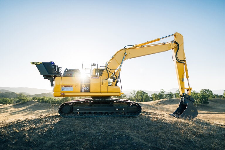 a side profile of an excavator